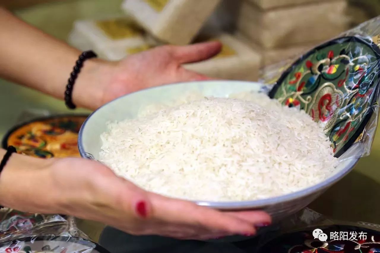 略阳县电商扶贫,略阳电商新天地