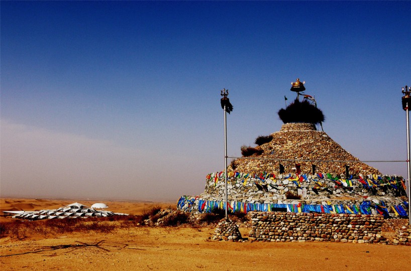 鑳藉湪娌欐紶鐪嬫槦绌虹殑閰掑簵,娌欐紶涓殑鑾茶姳閰掑簵
