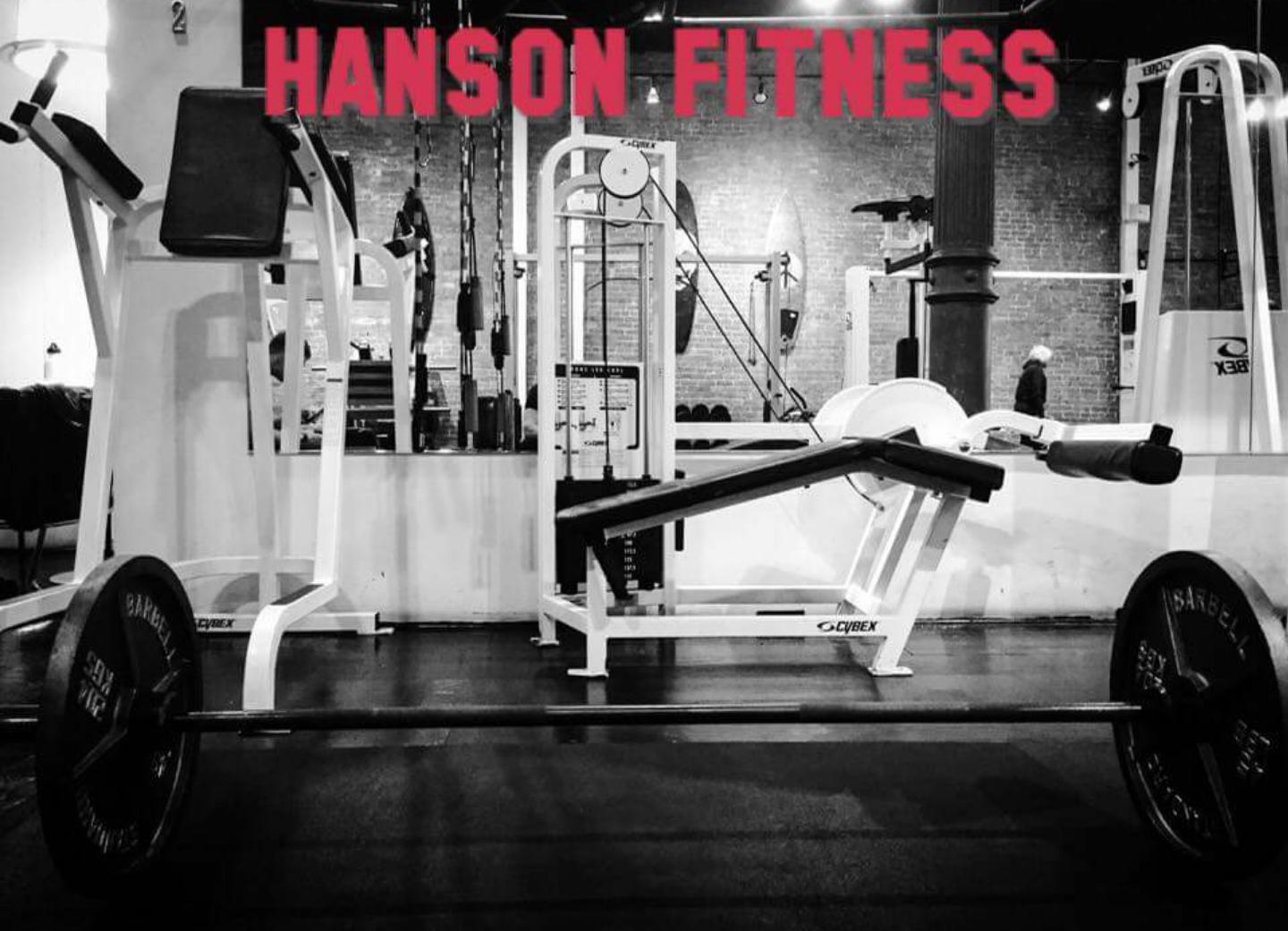 裸体瑜伽、裸体健身课程，健身进化得真心搞不懂了