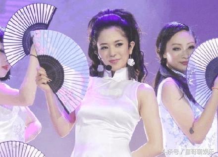 苍井空和夜店DJ结婚,网秀婚戒,网友:老公好*福性**