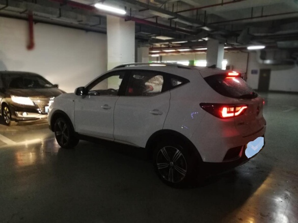 zs车怎么样值得买吗,试驾名爵zs2018款自动豪华版