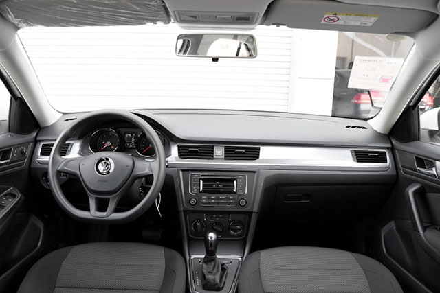 买车一般用多久收入买最合适,买车都需要了解哪些费用