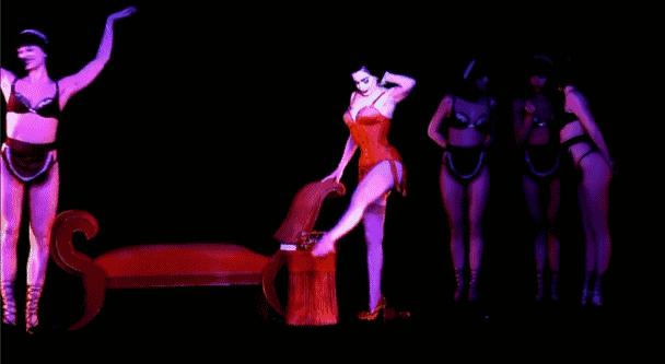 不愧是天下第一舞姬,不愧是第一名入场表演