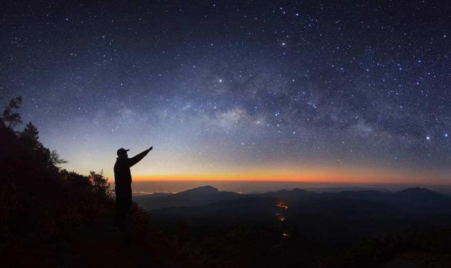 宇宙那么大为什么不叫太空,宇宙这么大为什么没发现生命呢