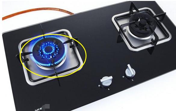 燃气灶自动熄火报警后打不着,燃气灶打不着火点着火一秒就熄火