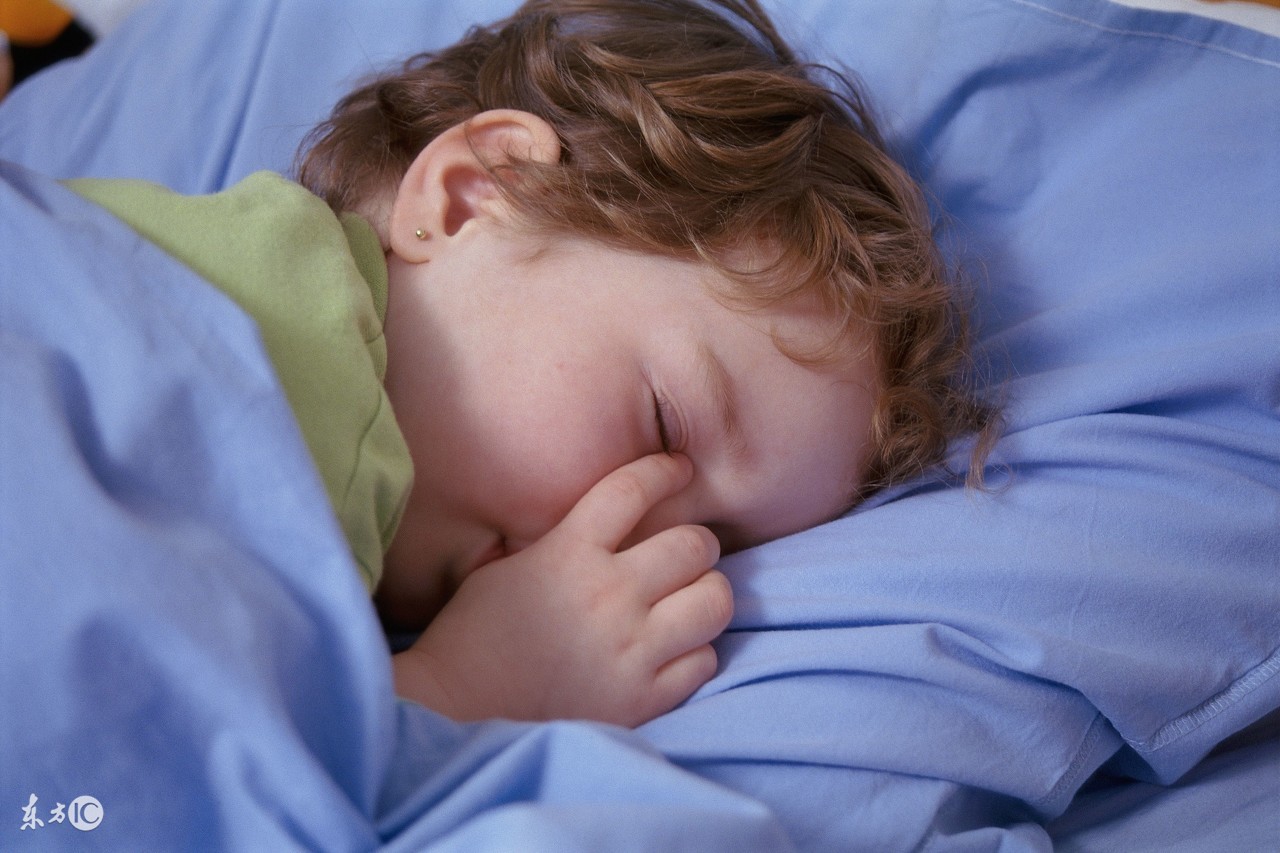 追尾延误导致4个月婴儿抢救无效,“杀人真凶”竟是棉被!