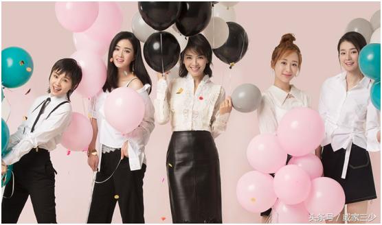 赵丽颖在巨大茶杯里卖萌可爱爆了,赵丽颖造型多变美得让人心动