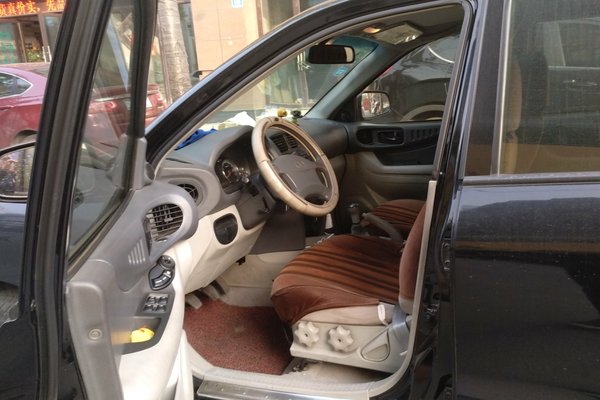 江淮瑞鹰全车喷漆大概多少钱,江淮瑞鹰全套喷漆