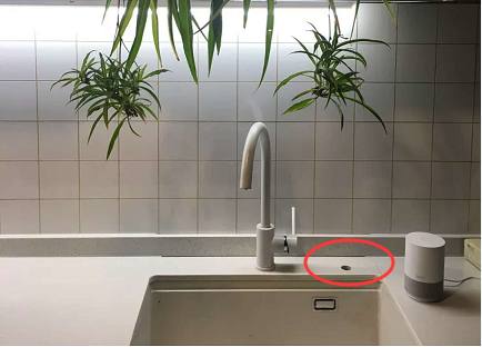 水槽上的小洞是什么,水槽里面的小洞