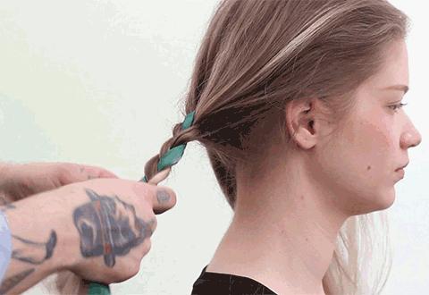 丝带编发盘发教程成人参加宴会,如何用丝带簪子盘发简单又好看