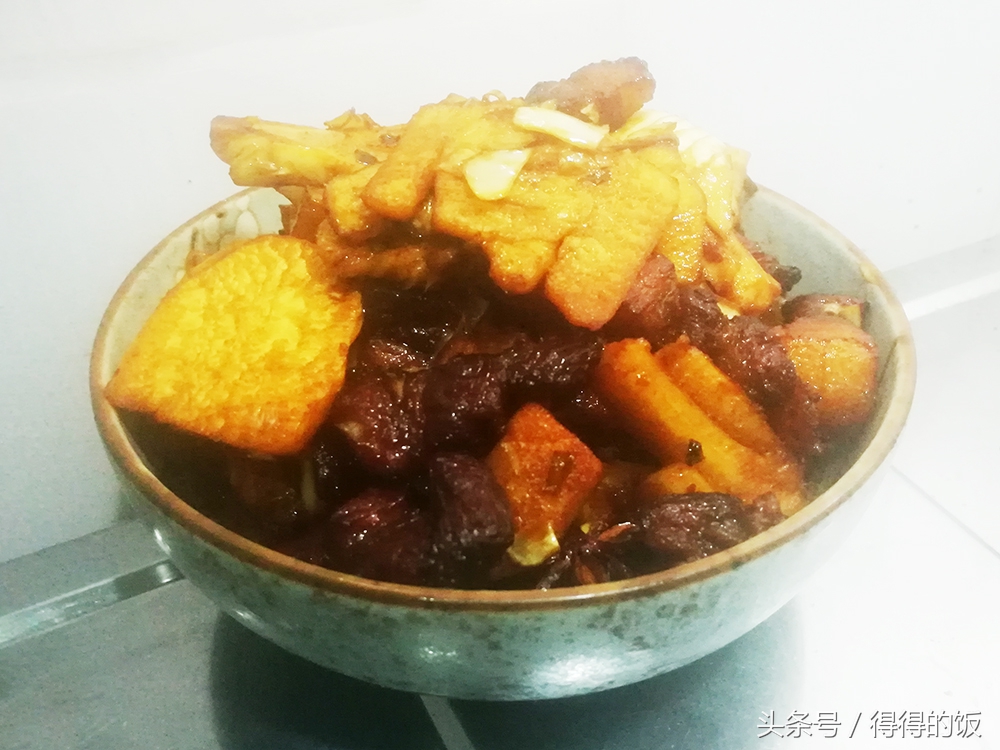 冬笋烧肉和腌菜的做法和步骤,冬笋挖回来怎么吃