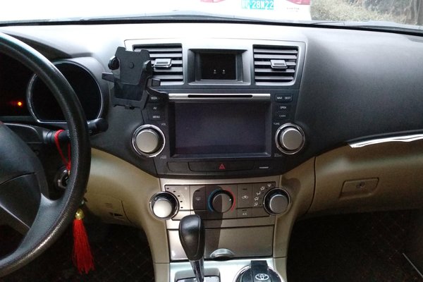 13款汉兰达紫金版有什么功能,13年汉兰达紫金版改装