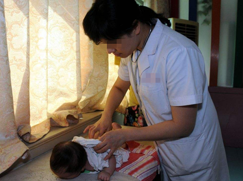 婴儿7天没拉大便了怎么办,婴儿七天没拉粑粑啥子情况