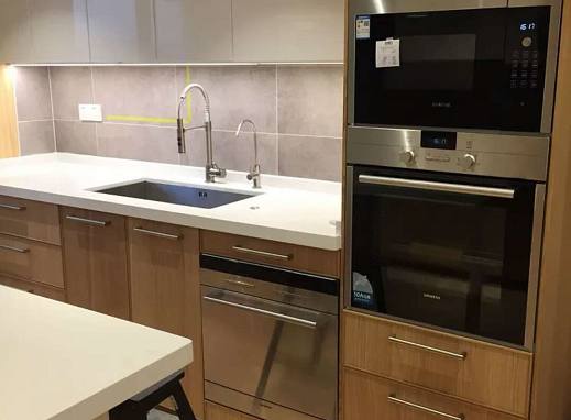 水槽上的小洞是什么,水槽里面的小洞