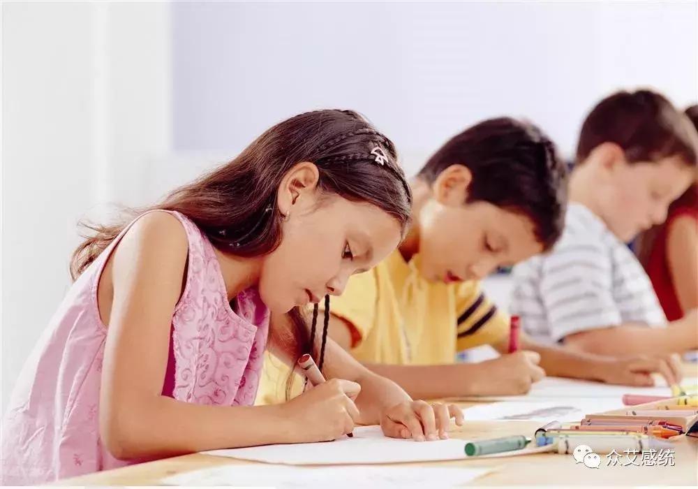 避免孩子上课走神的技巧,孩子上课跑神怎么纠正