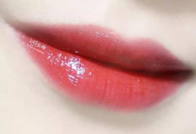 mac细管口红试色,mac口红色号中文
