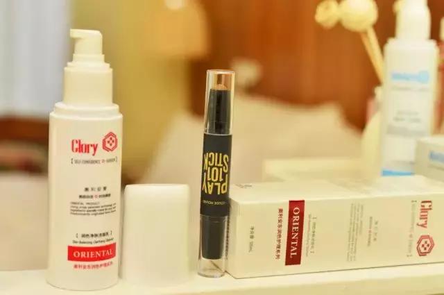 敏感肌卸妆洁面乳,适合敏感肌用的去角质洁面乳