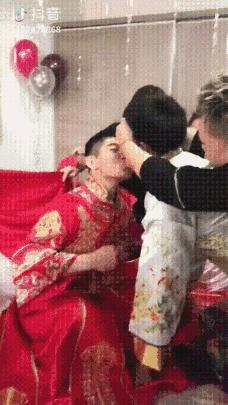 如何策划一场浪漫又有创意的婚礼,如何让你的婚礼创意十足