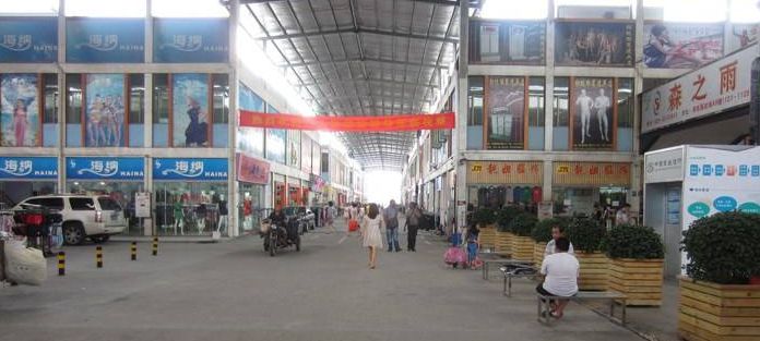 骞垮窞鏈嶈鎵瑰彂甯傚満鍑虹,骞垮窞濂崇敓鏈嶈鎵瑰彂甯傚満