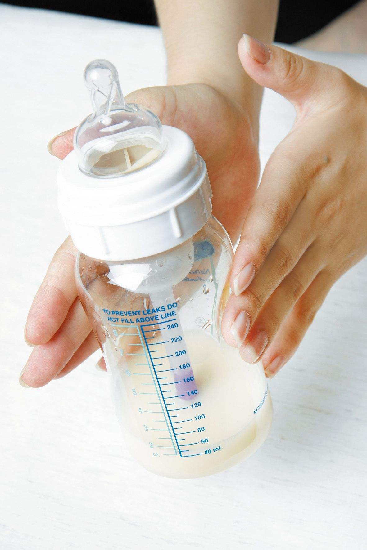 奶粉冲调时候有挂壁现象怎么回事,冲奶粉怎样才能不挂壁