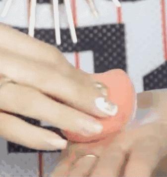 美妆蛋吃粉不,美妆蛋吃粉厉害是怎么回事