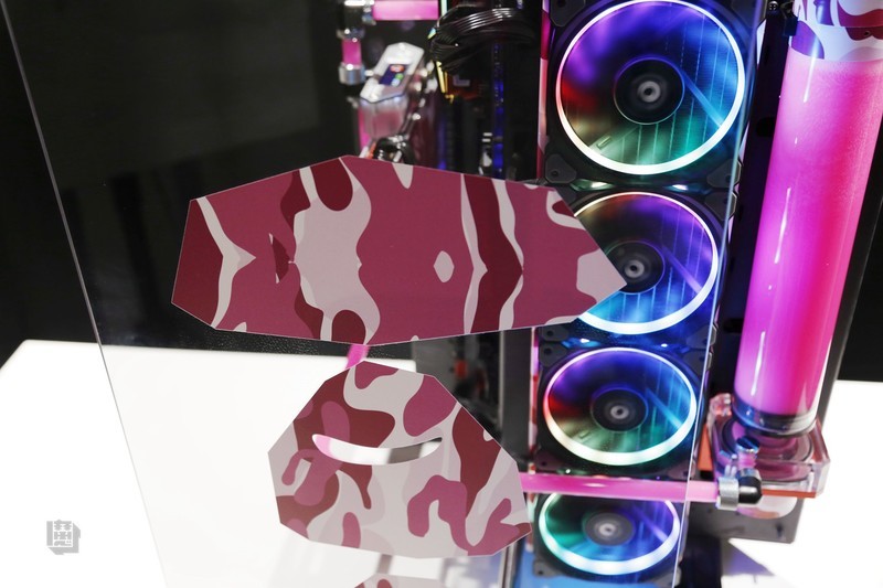 跨界新时尚—MOD玩家重金打造潮牌Aape客制化水冷主机