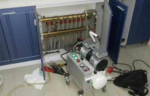 地暖楼下不热楼上却很热怎么解决,一楼地暖不热楼上都热怎么办