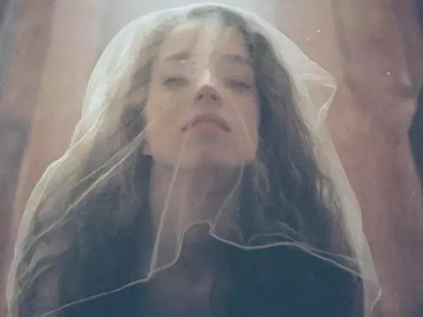 眼线笔晕妆,眼线晕妆怎么办教你一招