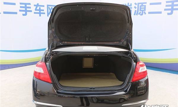 保值的2011款日产天籁,天籁2010年二手车多少钱