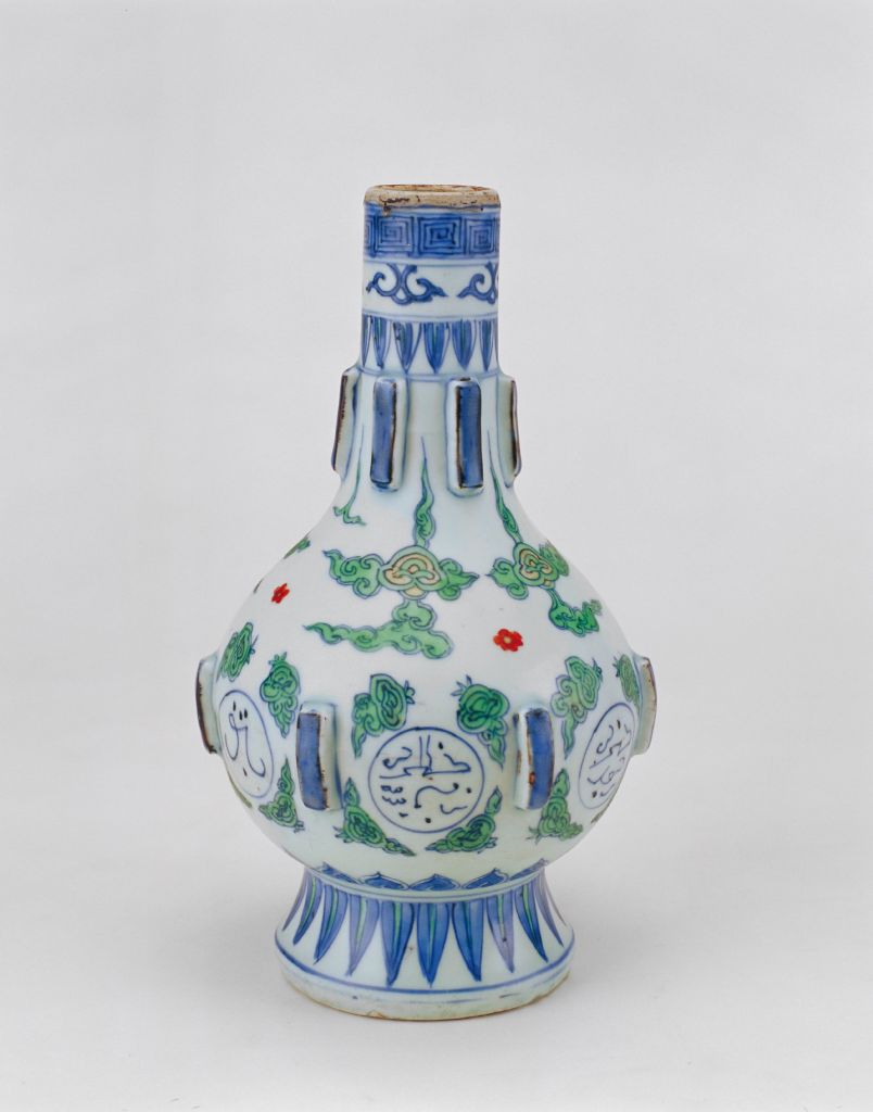 康熙斗彩和成化斗彩谁更好,宣化斗彩和成化斗彩的区别