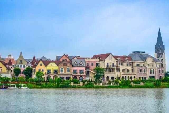 世界首创“船上温泉”，白鹭齐飞，逛法国风情小镇，深圳2.5h即到