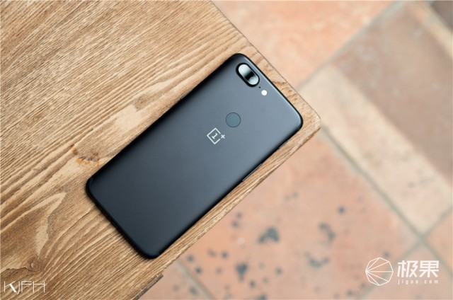 一加5t用一年的感受,一加5t深度解析