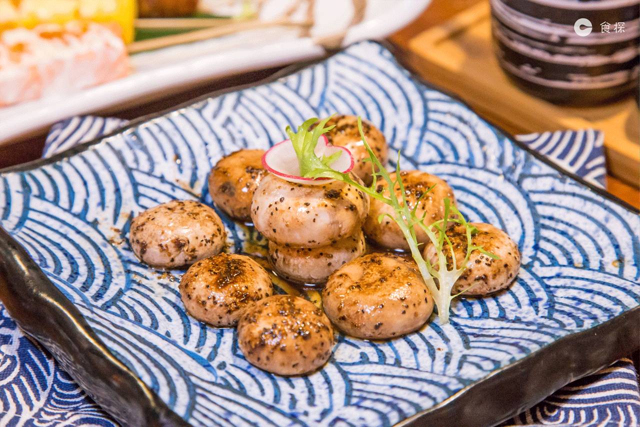 只想来这家居酒屋吃个饭,没想到找到了另一半……