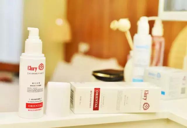 敏感肌卸妆洁面乳,适合敏感肌用的去角质洁面乳