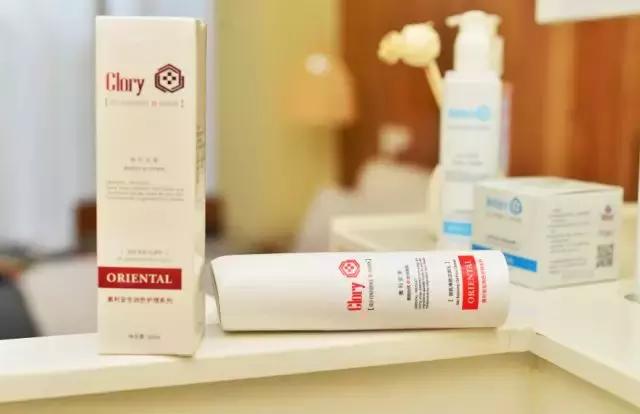 敏感肌卸妆洁面乳,适合敏感肌用的去角质洁面乳