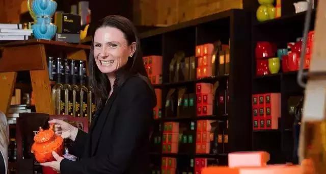 一年赚6亿广告费,一年赚150亿做广告