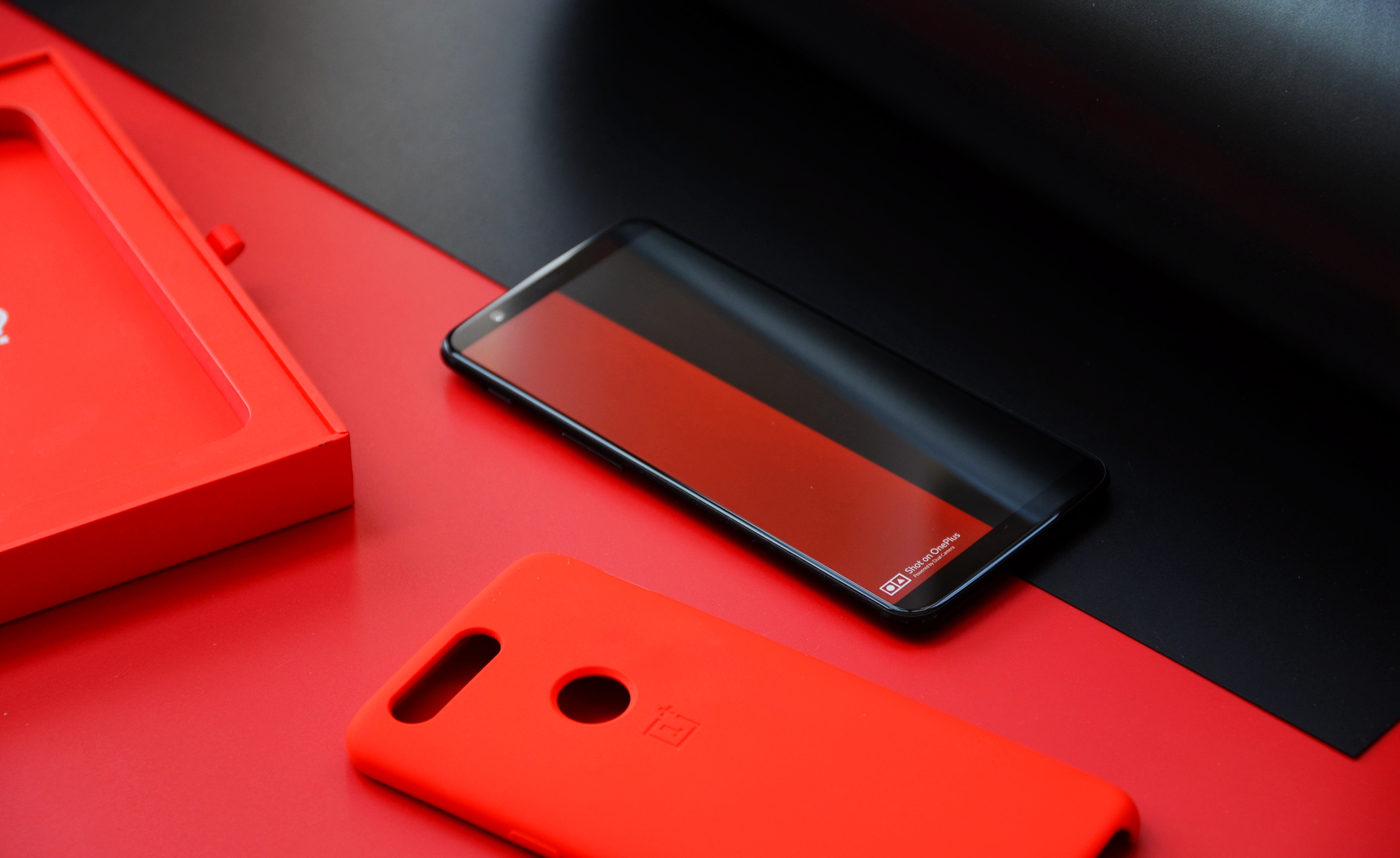 一加新旗舰手机一加5t上手体验,一加5t手机最新曝光