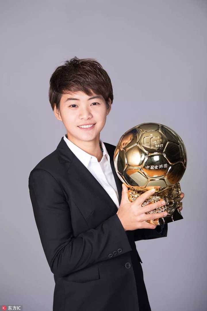 鹰击长空最美图片,鹰击长空奖杯