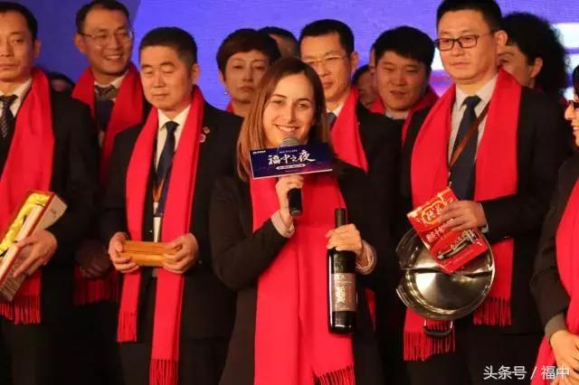 骞翠細琛ㄦ紨鑺傜洰鍗曡繕涓嶈刀绱х湅杩囨潵,骞翠細鏈畬寰呯画瑙嗛