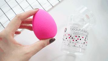 美妆蛋吃粉不,美妆蛋吃粉厉害是怎么回事