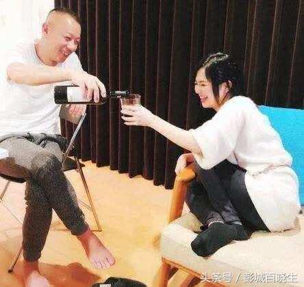 听说了没有？苍井空苍老师结婚了，上千男生集体失恋，老公是谁？