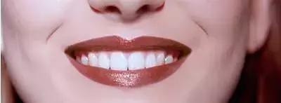 最具潜力的断货王阿玛尼2017新品小红管唇膏