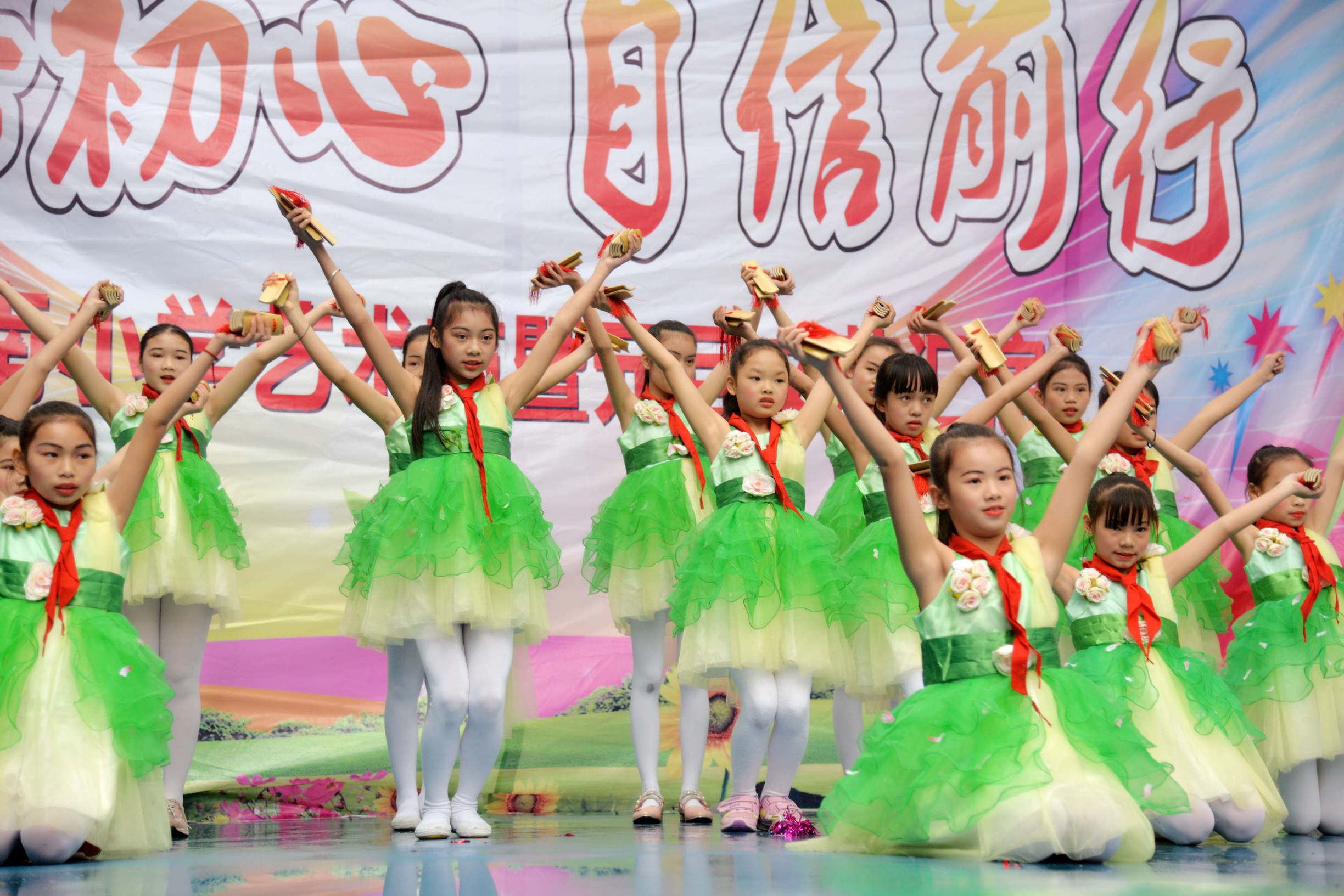 璀璨校园舞台绽放自信色彩——南宁市兴宁区中南小学第六届校园文化艺术节纪实