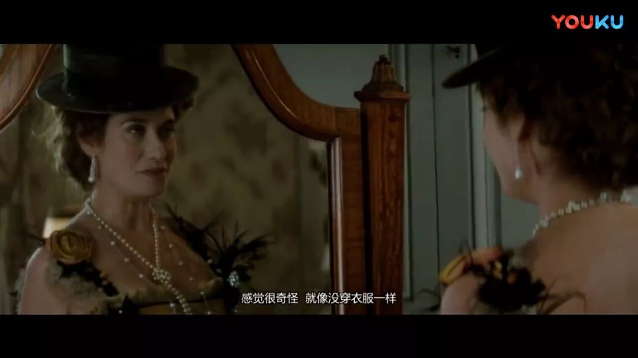 香奈儿｜买香奈儿时，你在买什么？