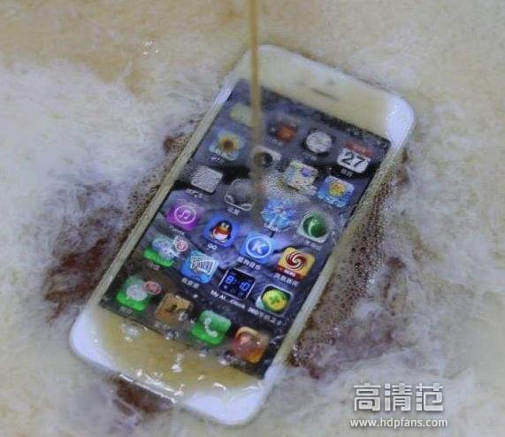 为什么智能机不能换电池,现在的智能手机为什么不能换电池