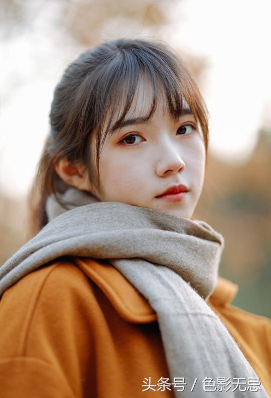 新佳能人像镜皇,佳能85mm镜皇评测