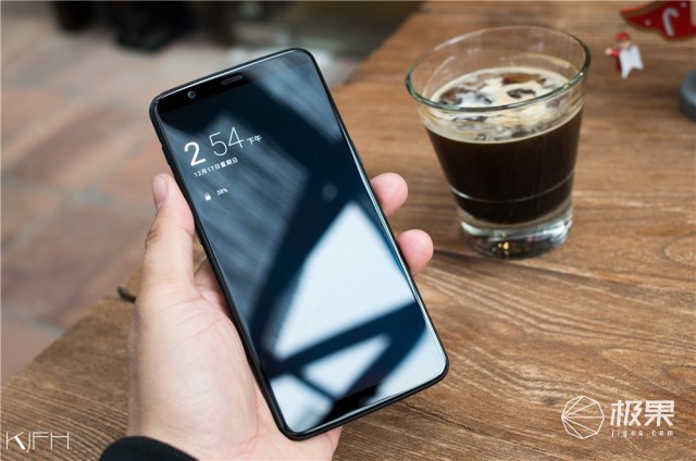 一加5t用一年的感受,一加5t深度解析