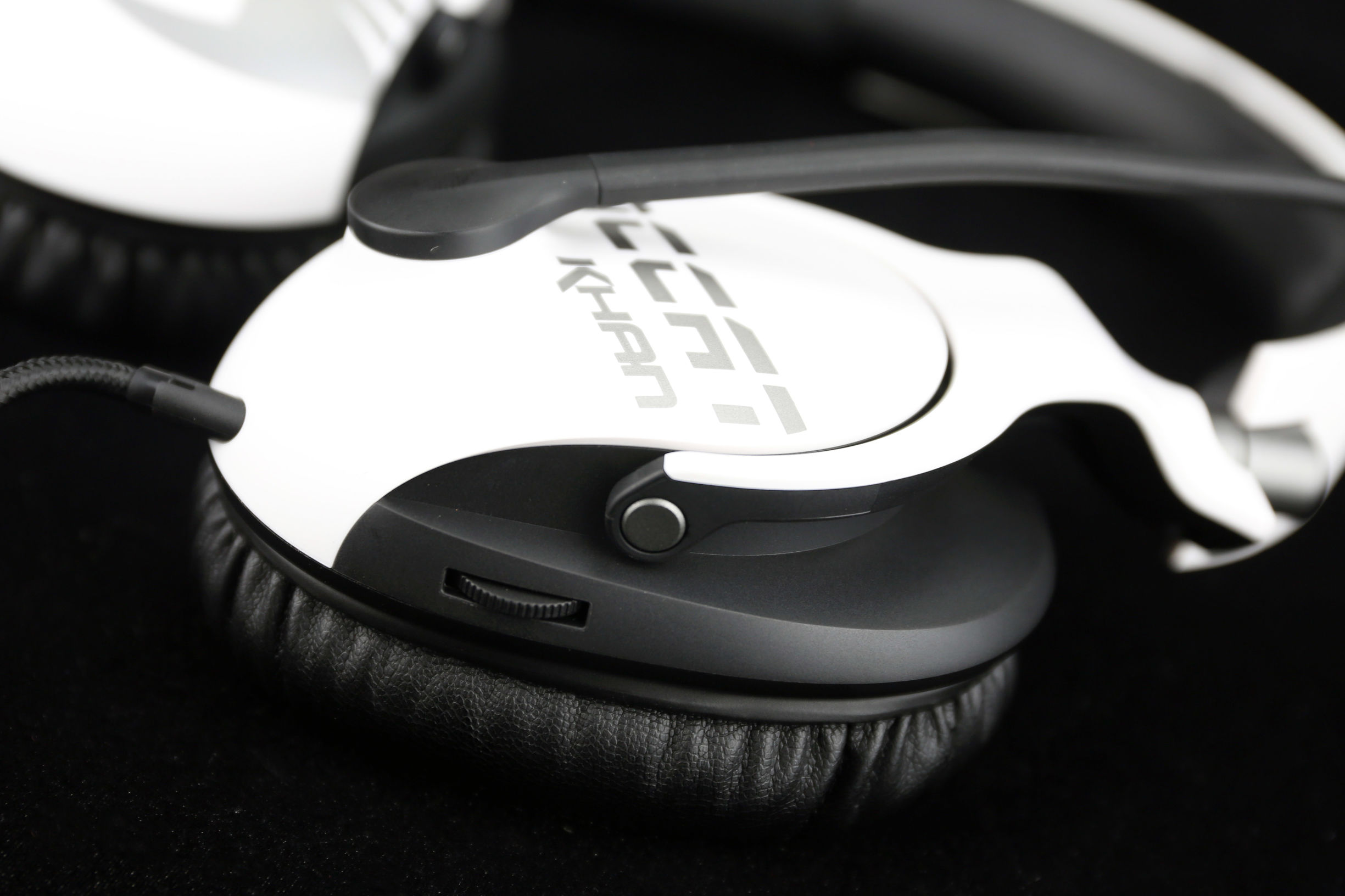 德国人出了一款吃鸡耳机,还有小金标认证!不得不服