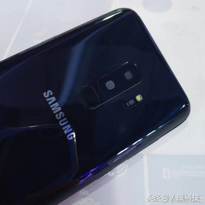 三星galaxys9+配置参数价格,三星galaxys9还值得买吗