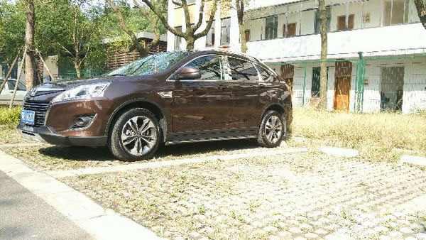 二手车商的噩梦拼接车,二手车商的梦魇白色奥迪a6